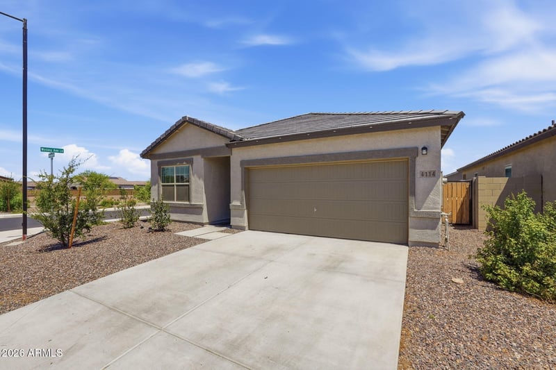 4114 Reynolds Dr, San Tan Valley, AZ 85143
