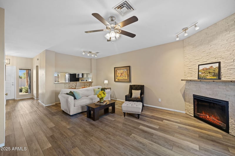 4114 E Union Hills Dr #1213, Phoenix, AZ 85050