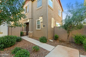 4114 58th Ln, Phoenix, AZ 85043