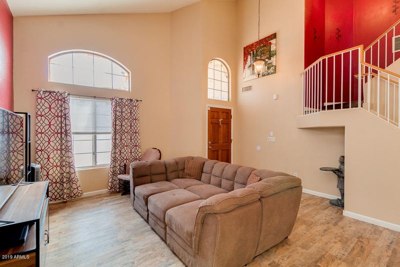 4114 W Electra Ln, Glendale, AZ 85310