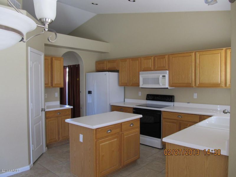 4115 E Vista Dr, Phoenix, AZ 85032