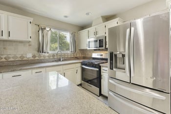 4116 64th Dr, Phoenix, AZ 85033