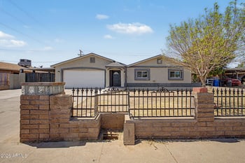 4116 64th Dr, Phoenix, AZ 85033