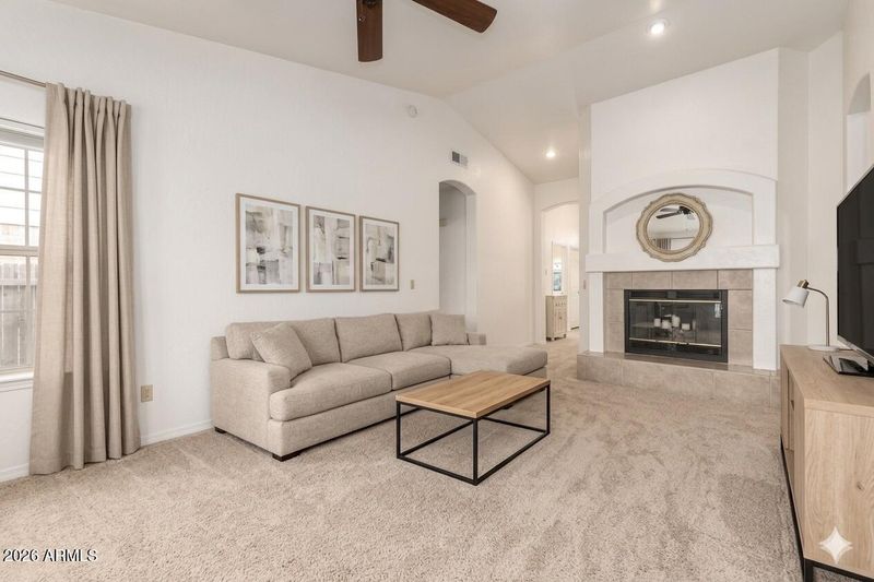4116 E Tonto St, Phoenix, AZ 85044