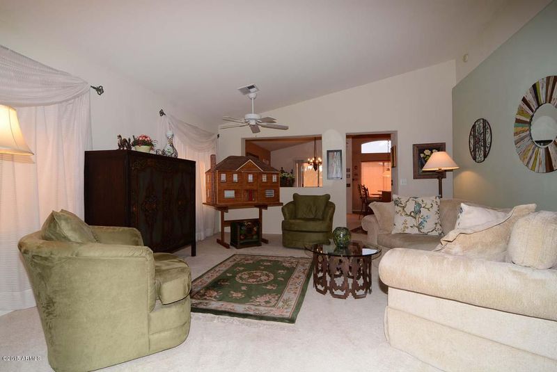 4117 W Glenn Dr, Phoenix, AZ 85051