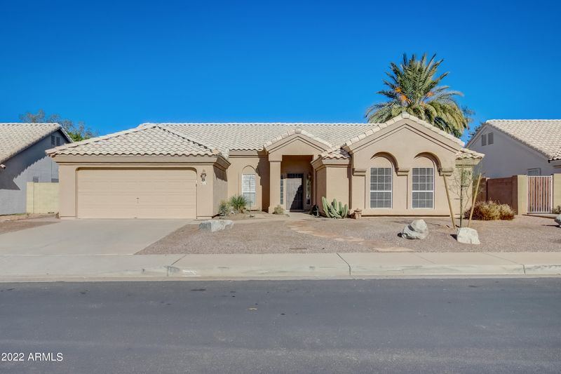 4118 E Siesta Ln, Phoenix, AZ 85050