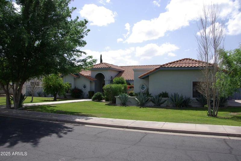 4119 Glencove St, Mesa, AZ 85205