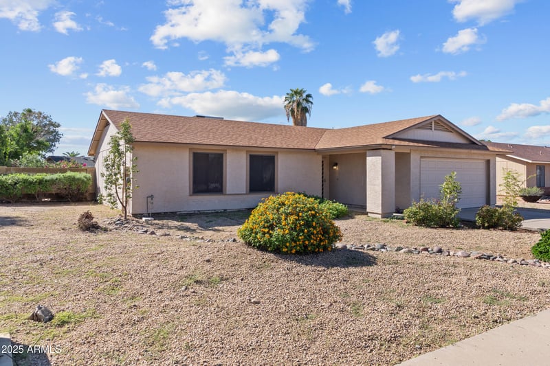 4119 Saint John Rd, Glendale, AZ 85308