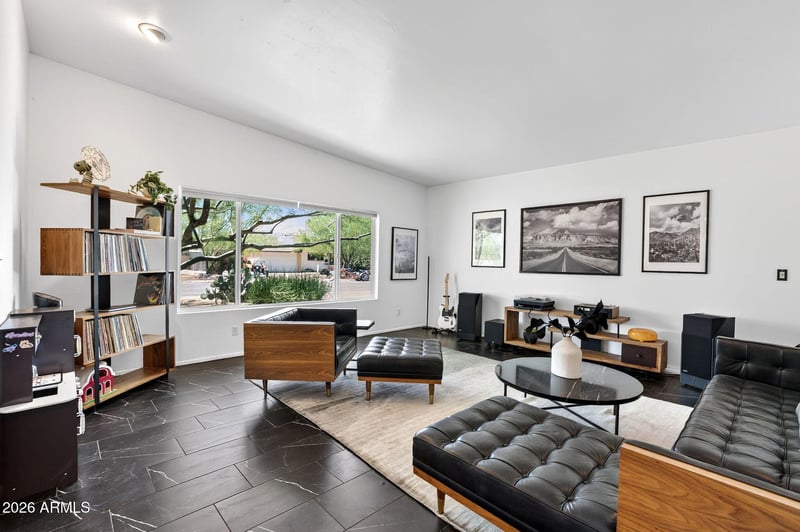 412 E Loyola Dr, Tempe, AZ 85282