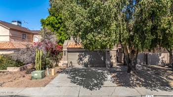 412 Utopia Rd, Phoenix, AZ 85024