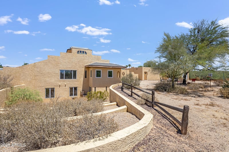 412 Joy Ranch Rd, Phoenix, AZ 85086