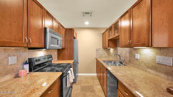 4120 78th St #101, Scottsdale, AZ 85251