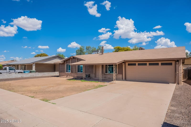4121 89th Ln, Phoenix, AZ 85037
