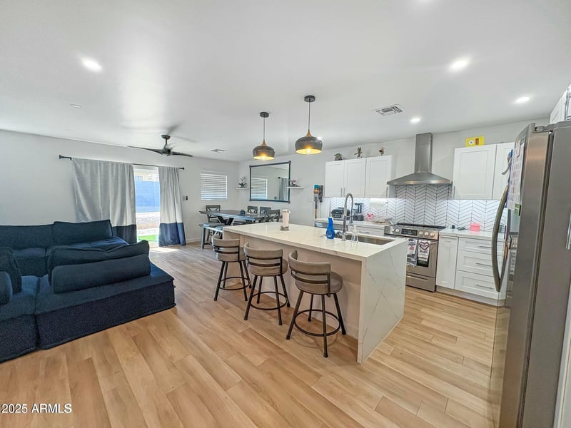 4121 Alta Vista Rd, Phoenix, AZ 85041