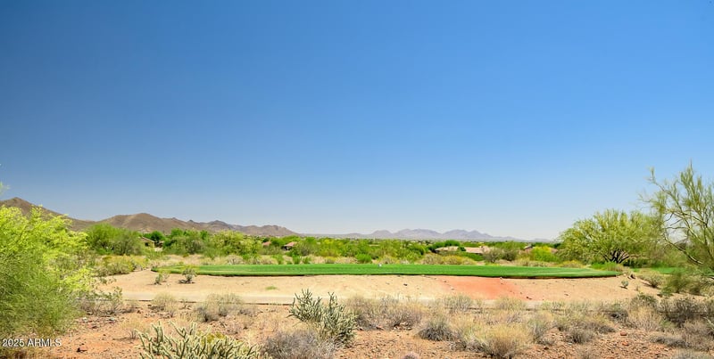 41213 River Bend Rd, Phoenix, AZ 85086