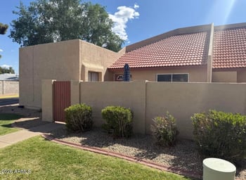 4122 Calavar Rd, Phoenix, AZ 85053
