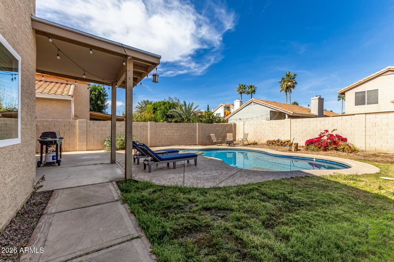 4122 Mountain Vista Dr, Phoenix, AZ 85048