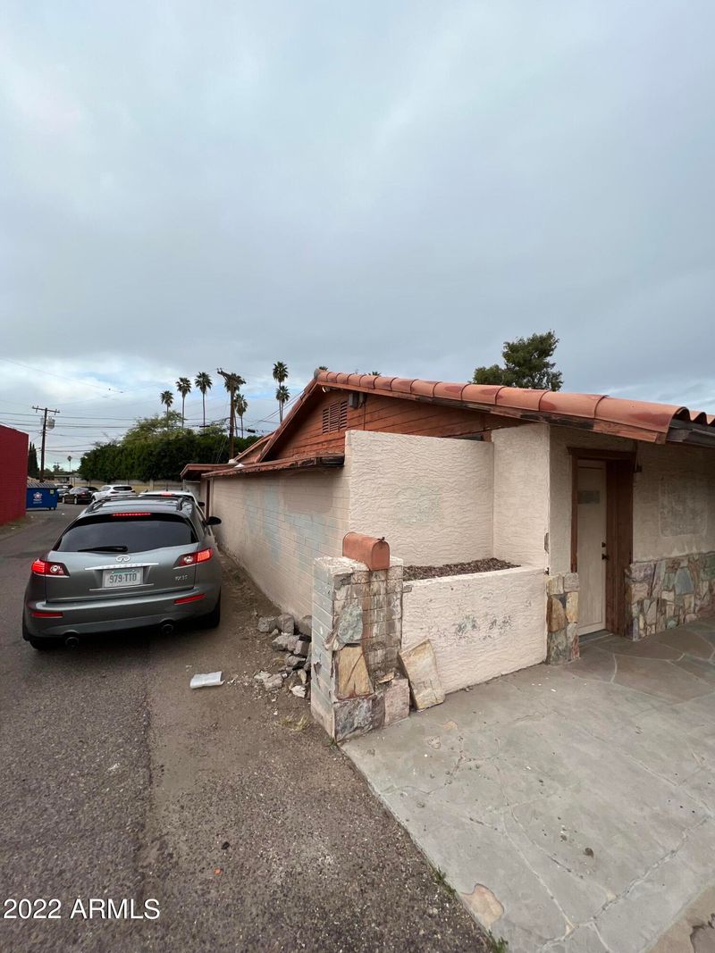 4122 N 36th St, Phoenix, AZ 85018