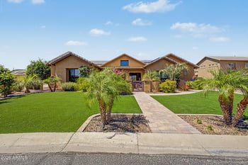 4122 Oraibi Dr, Glendale, AZ 85308