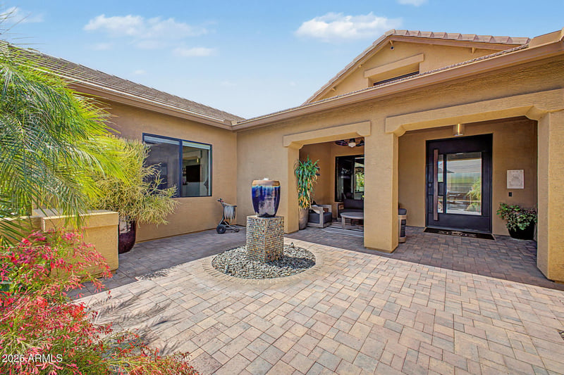 4122 Oraibi Dr, Glendale, AZ 85308
