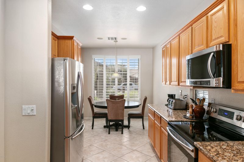 41227 N Sutter Ln, Anthem, AZ 85086