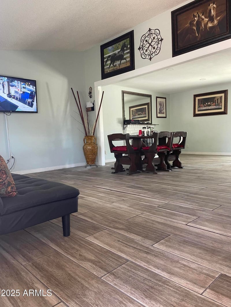4123 106th Ave, Phoenix, AZ 85037