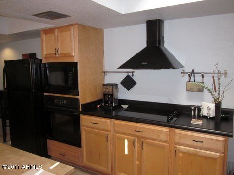 4123 E Charter Oak Rd, Phoenix, AZ 85032
