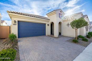 4123 Las Colinas Dr, Chandler, AZ 85249