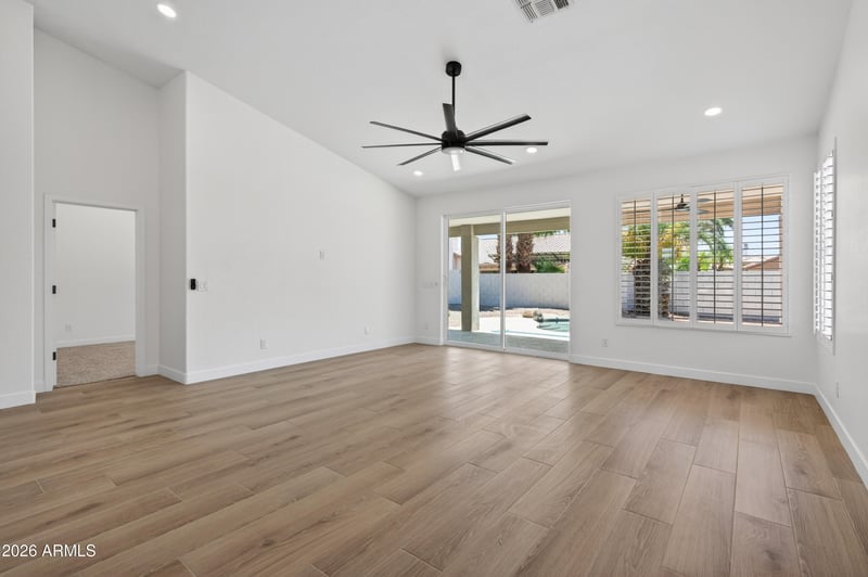 4123 Potter Dr, Glendale, AZ 85308