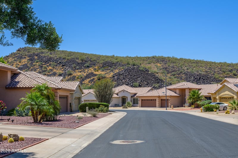 4123 Potter Dr, Glendale, AZ 85308