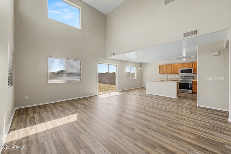 41235 Cambria Dr, San Tan Valley, AZ 85140