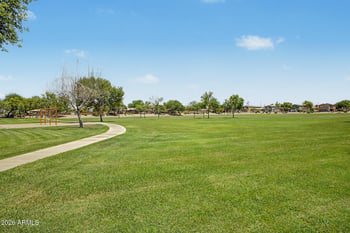 41235 Cambria Dr, San Tan Valley, AZ 85140