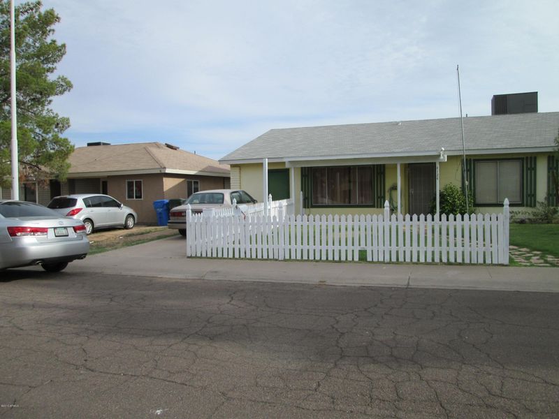 4124 E Saint Charles Ave, Phoenix, AZ 85042
