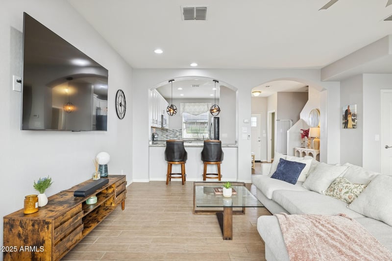 4124 Toledo St, Gilbert, AZ 85295