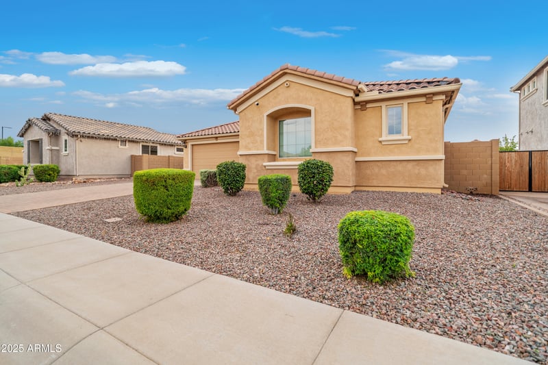 4125 Copper Moon Way, New River, AZ 85087