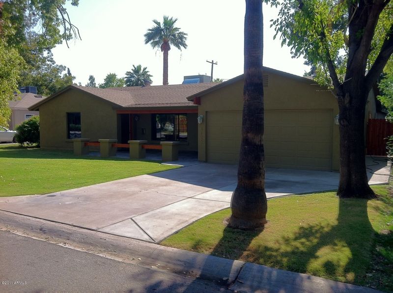 4125 E Pinchot Ave, Phoenix, AZ 85018