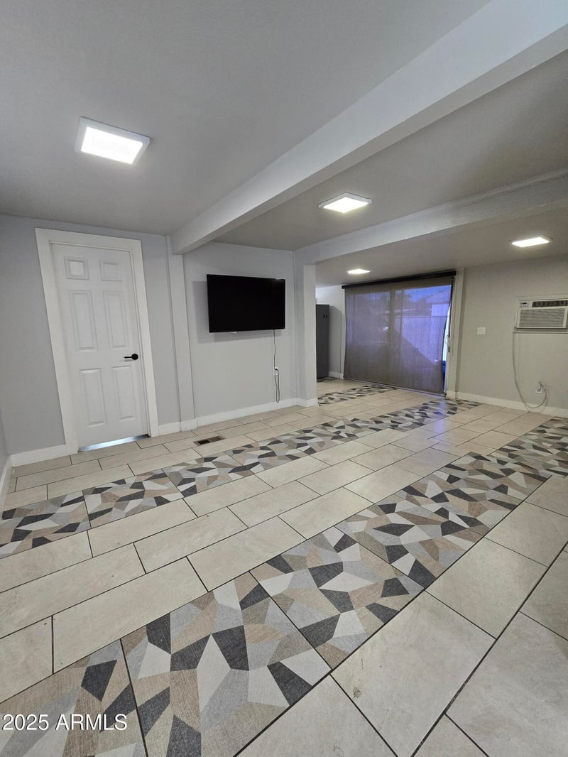 4126 Fremont St, Phoenix, AZ 85042