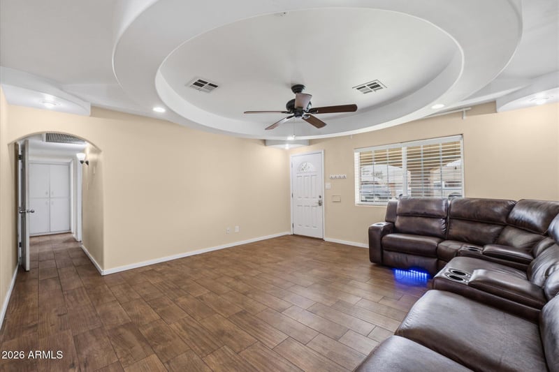 4126 W Cavalier Dr, Phoenix, AZ 85019