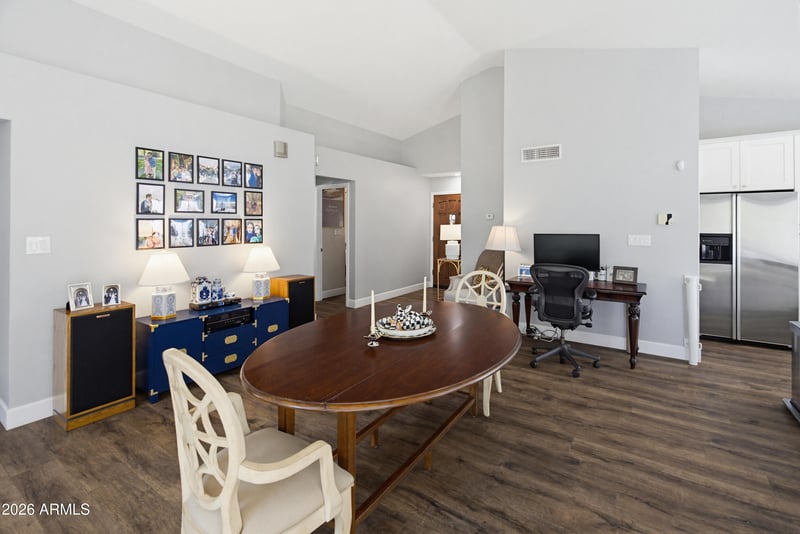 4127 E Becker Ln, Phoenix, AZ 85028