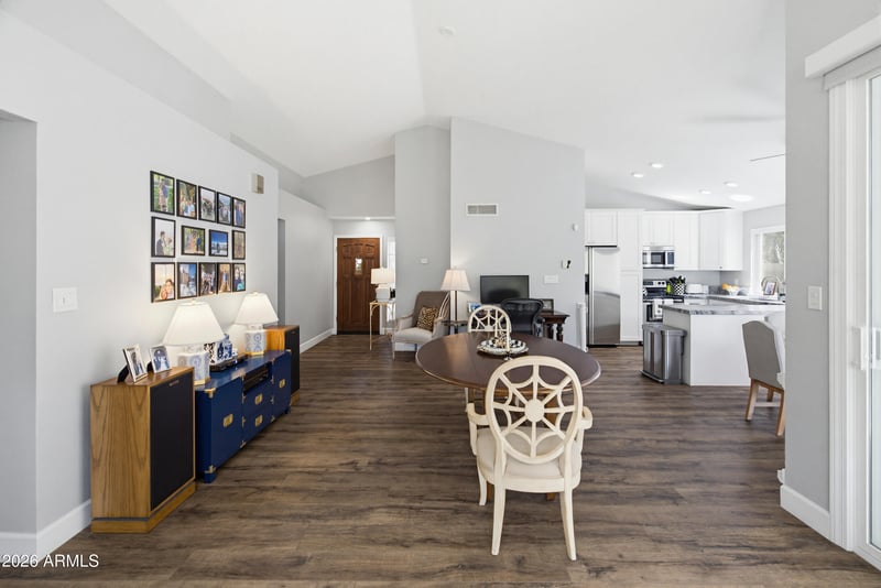 4127 E Becker Ln, Phoenix, AZ 85028