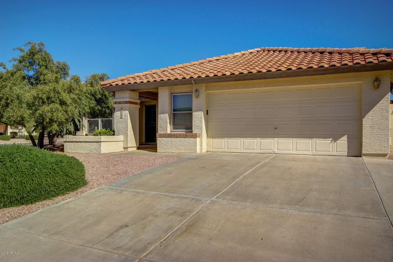 4127 E Cholla Canyon Dr, Phoenix, AZ 85044