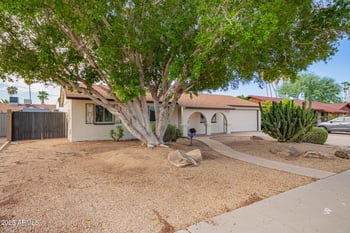 4127 Paradise Dr, Phoenix, AZ 85029