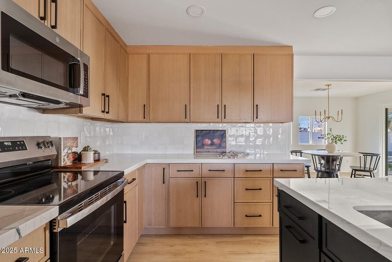 4129 E Eugie Ave, Phoenix, AZ 85032