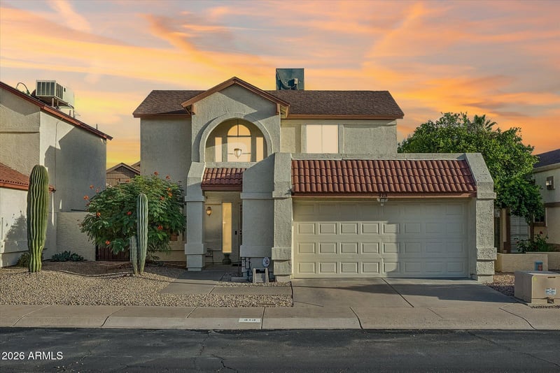 413 Kristal Way, Phoenix, AZ 85024