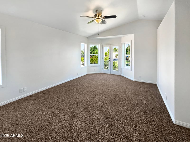413 Lake Mirage Dr, Gilbert, AZ 85233