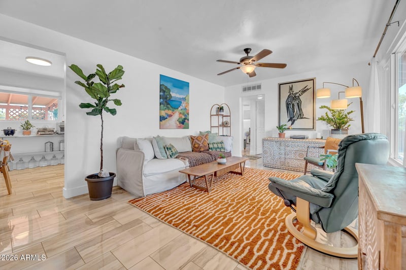 413 W Caron St, Phoenix, AZ 85021