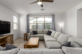 4130 58th Ln, Phoenix, AZ 85043