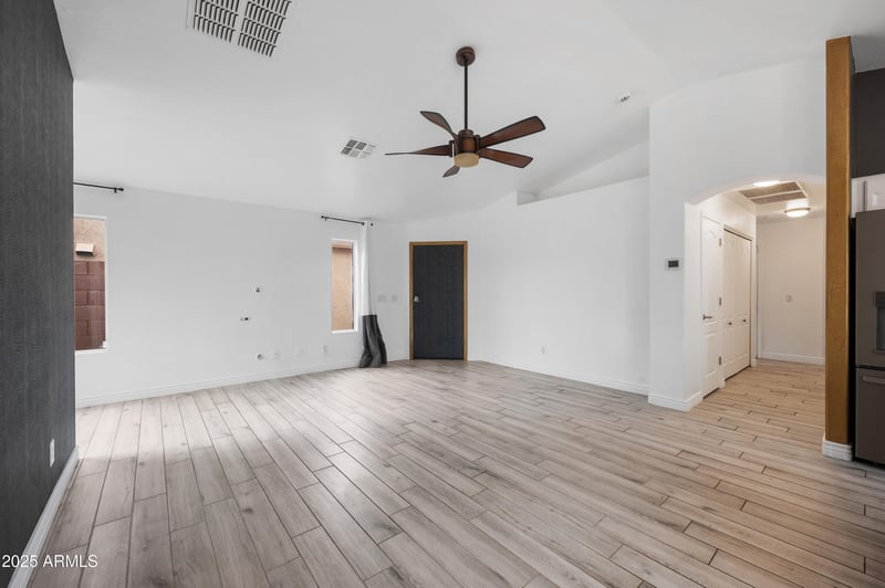 4130 Chambers St, Phoenix, AZ 85040