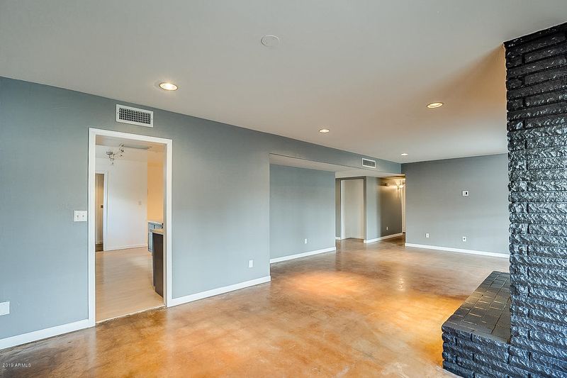 4130 W San Miguel Ave, Phoenix, AZ 85019