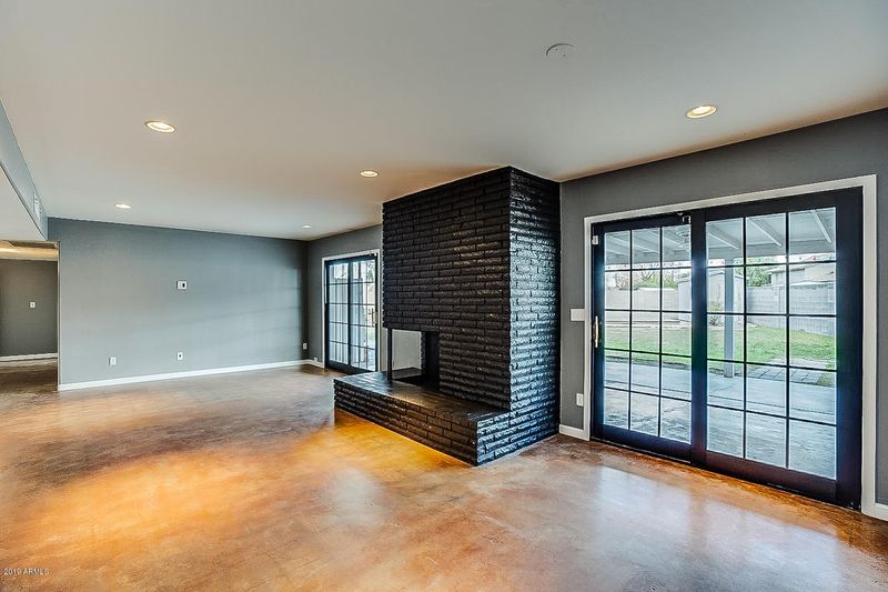 4130 W San Miguel Ave, Phoenix, AZ 85019